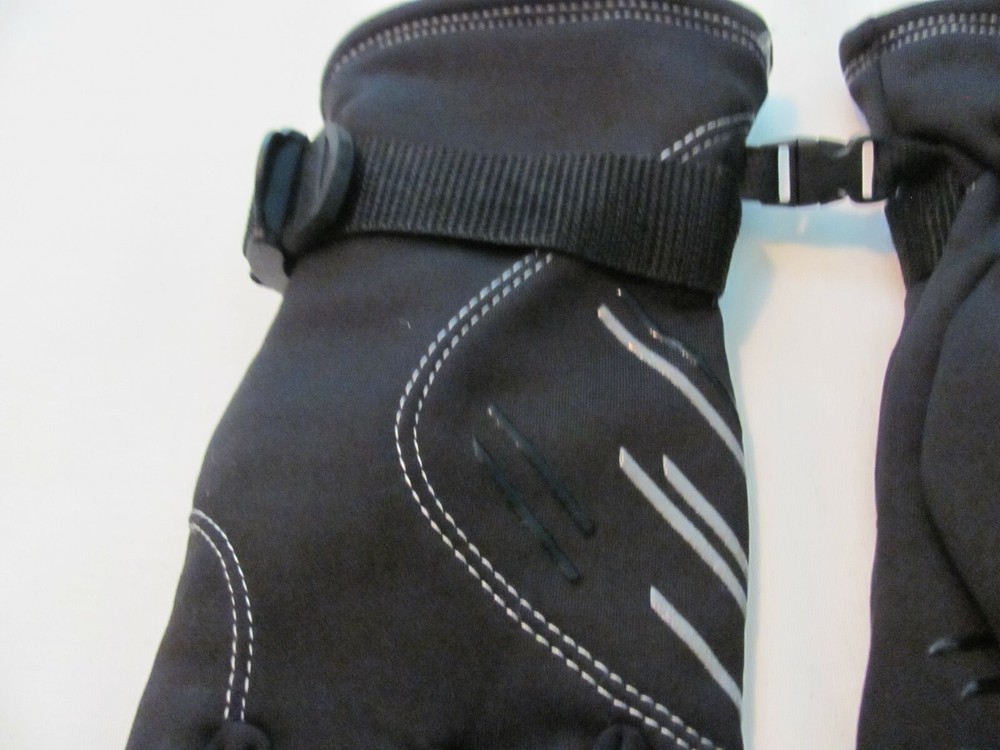 NWT SZ S-M XERSION 3M THINSULATE INSULATION / ISOLANT BLACK MEN'S GLOVES