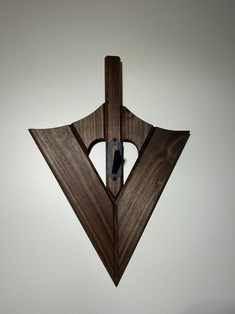 Euro/Skull mount plaque