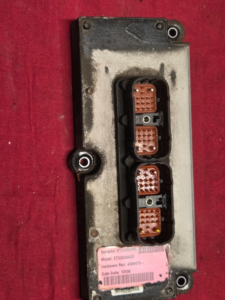 TRANSMISSION CONTROL MODULE TCM ,ECU ETE0082999, 22008A02, 13106 MUST PROGRAM