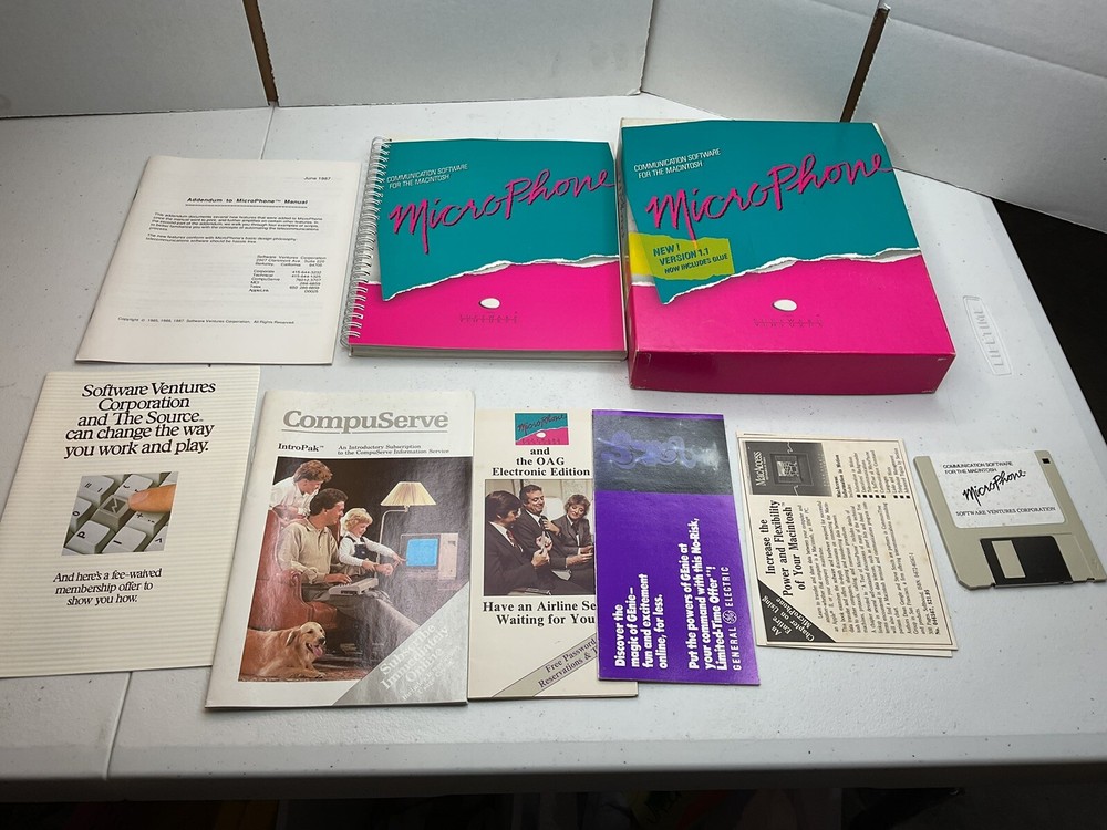 MicroPhone Communicate Software For Apple Macintosh 3.5 Floppy Software Venture