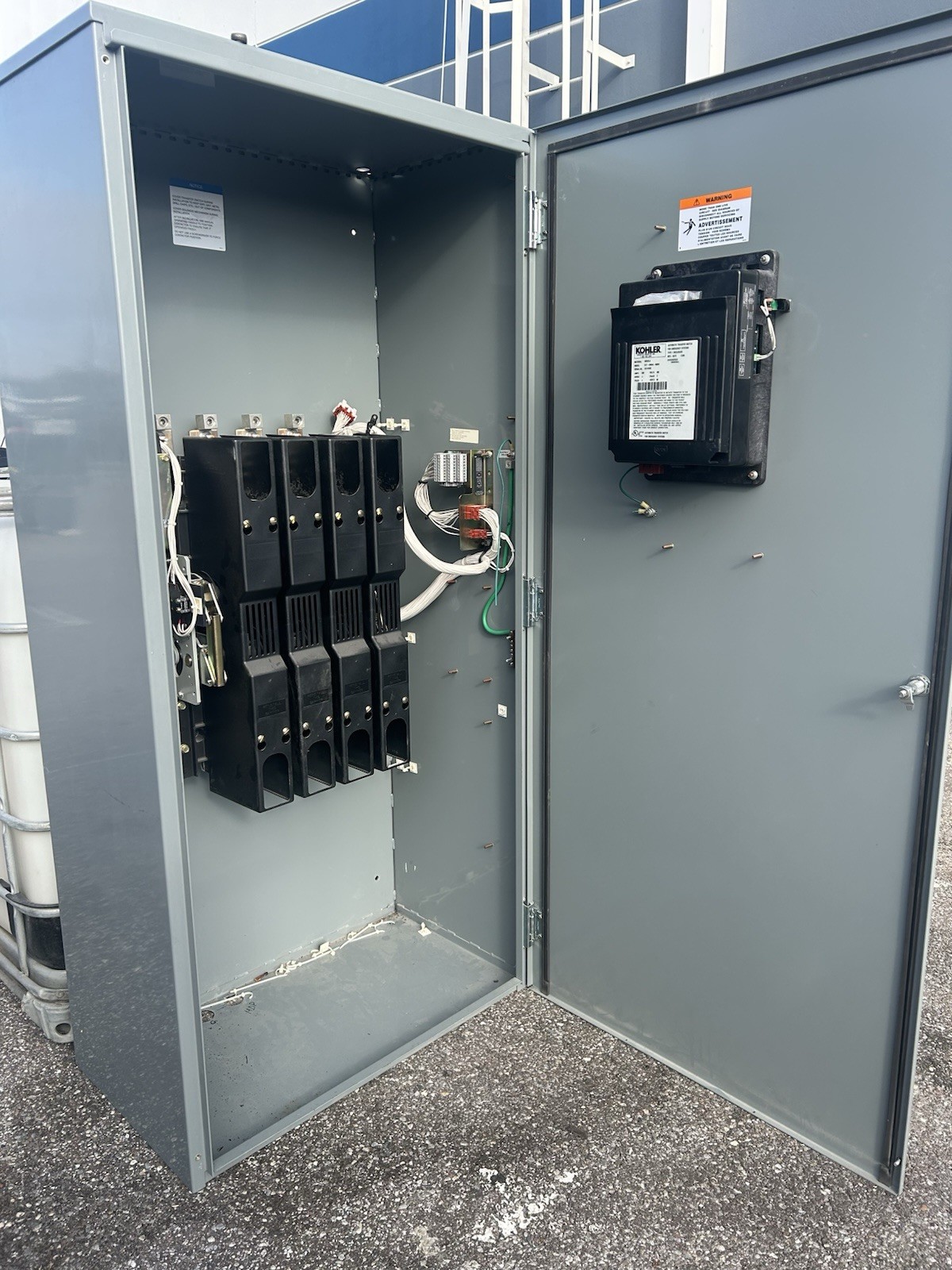 KOHLER KCT-AMWA- 0600S 600A 480V AUTOMATIC TRANSFER SWITCH