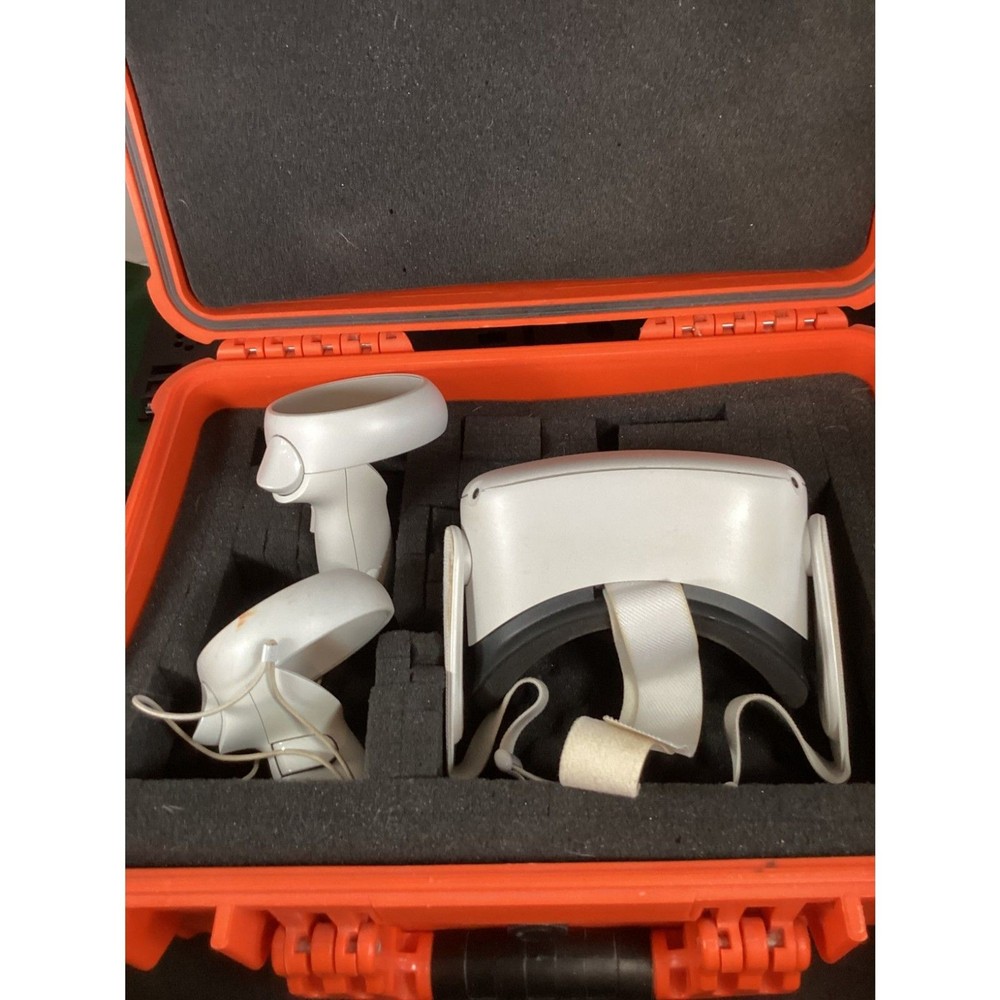 Meta Oculus Quest 2 with impact resistant case, 128g, complete