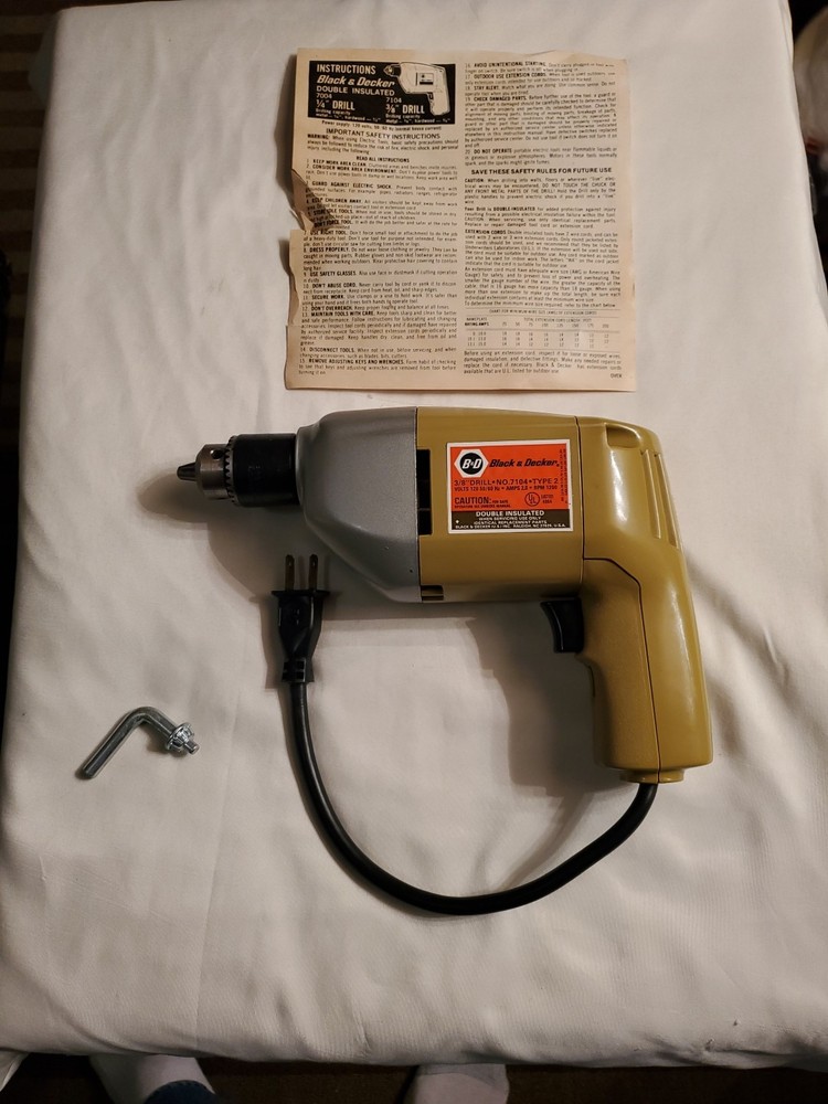 Black & Decker NOS 3/8"Drill NO. 7104 Type 2