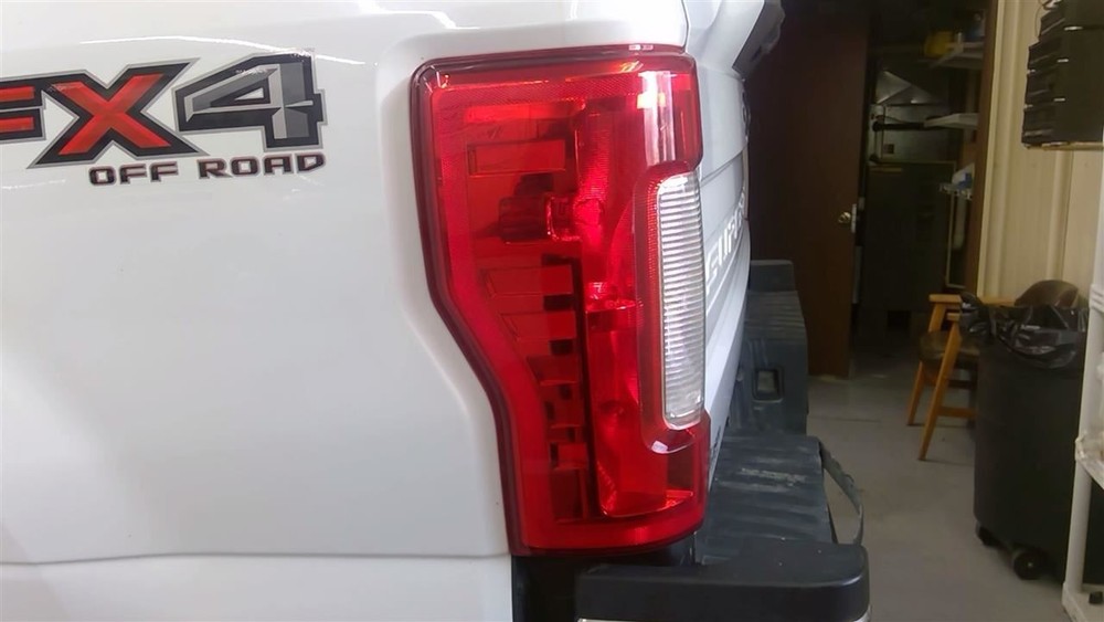 F350SD 2019 High Mounted Stop Light 1645627