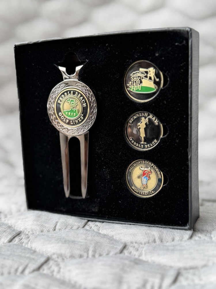 Pebble Beach Four Course Divot Tool & Golf Ball Marker Set