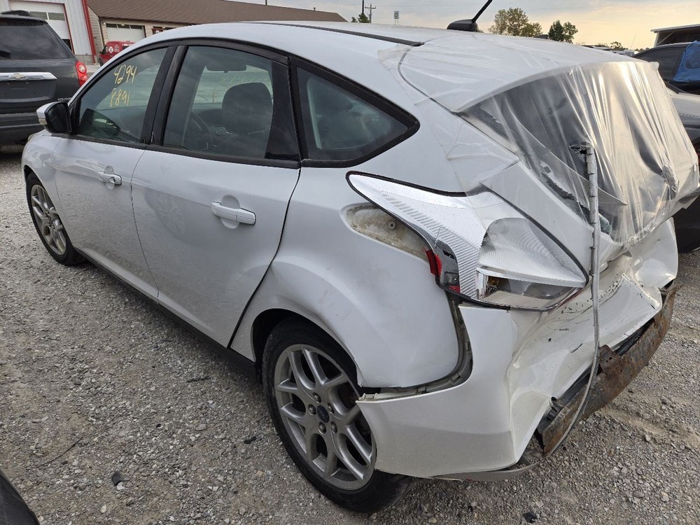 2015-2018 Ford Focus Front 4.2" Display Screen