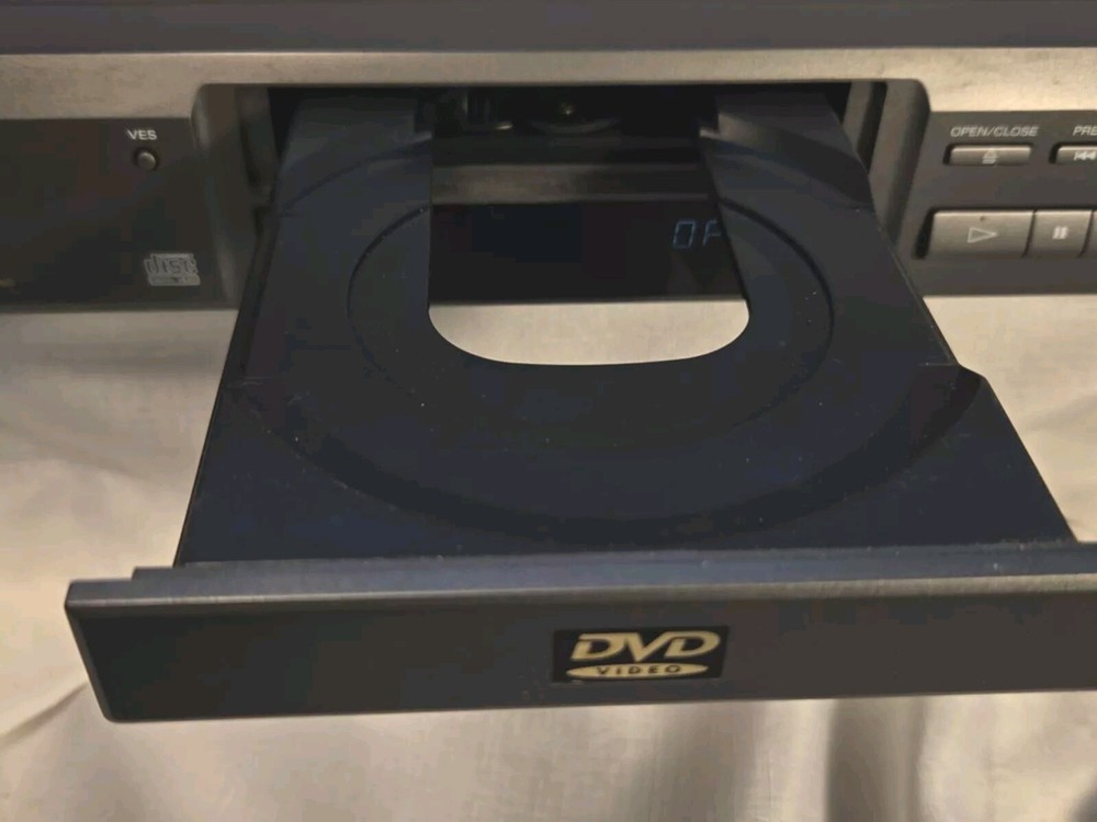 SONY DVD/CD Player DVPS - 350 Digital Doby Component Video Output/ Virtual...