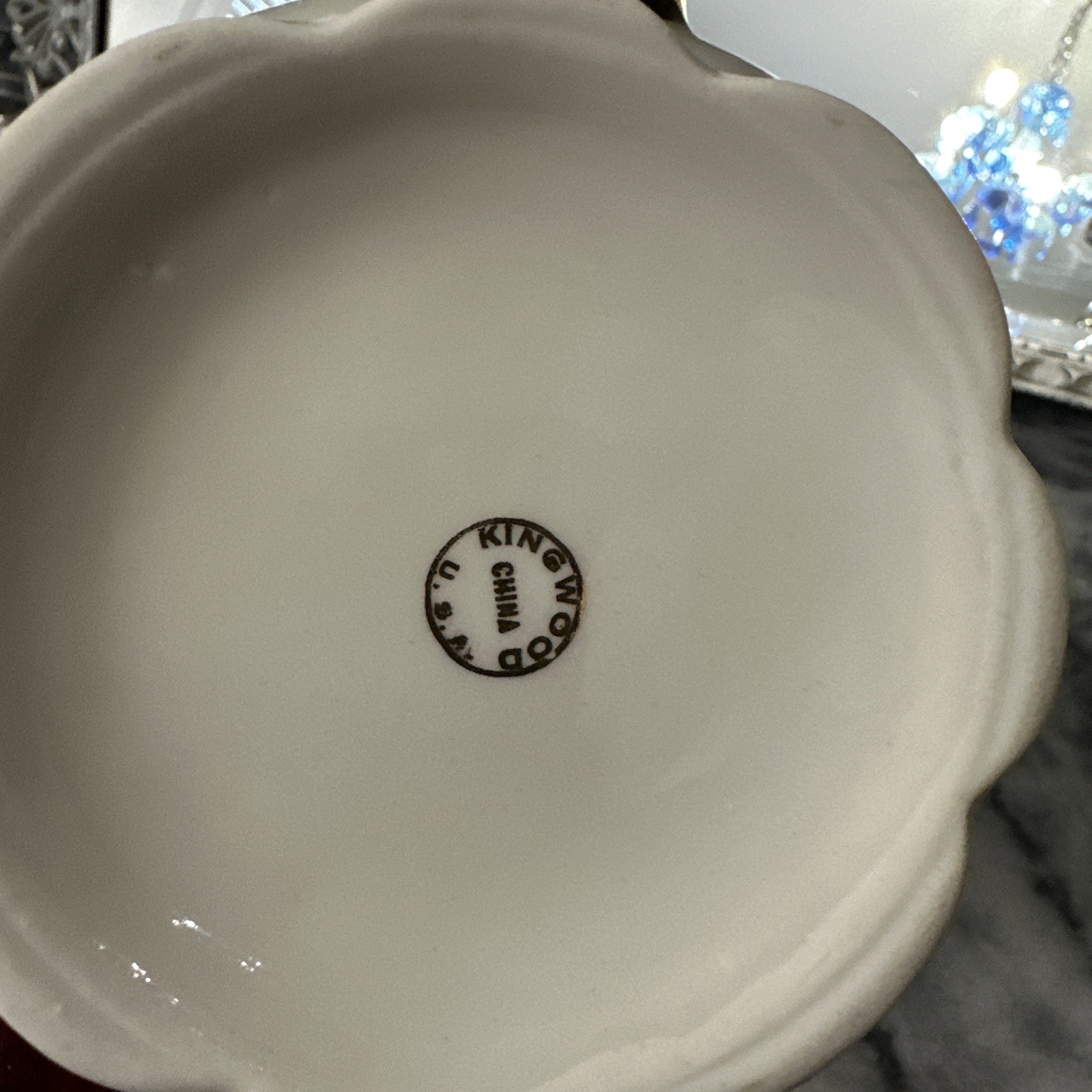 Lot Of 4 Beautiful Teapots In Various Colors. 3 Solid And 1 Floral Patterned