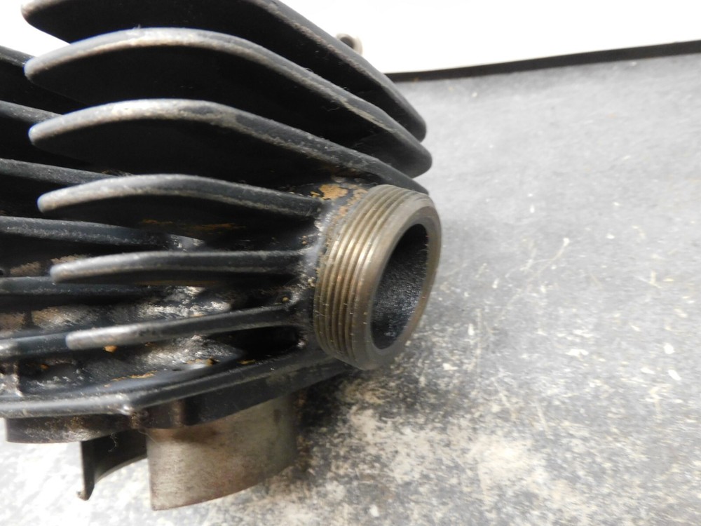Yamaha Cylinder Barrel & Piston 2463