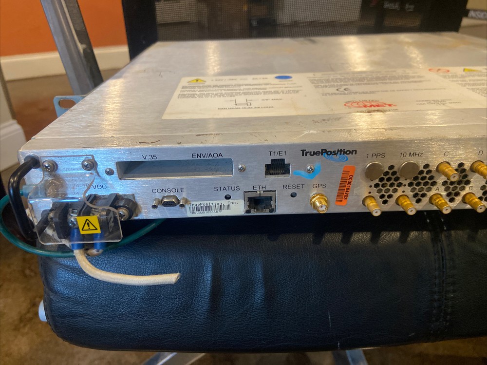 TruePosition 100000-100009 GPS Locator 10MHz Reference