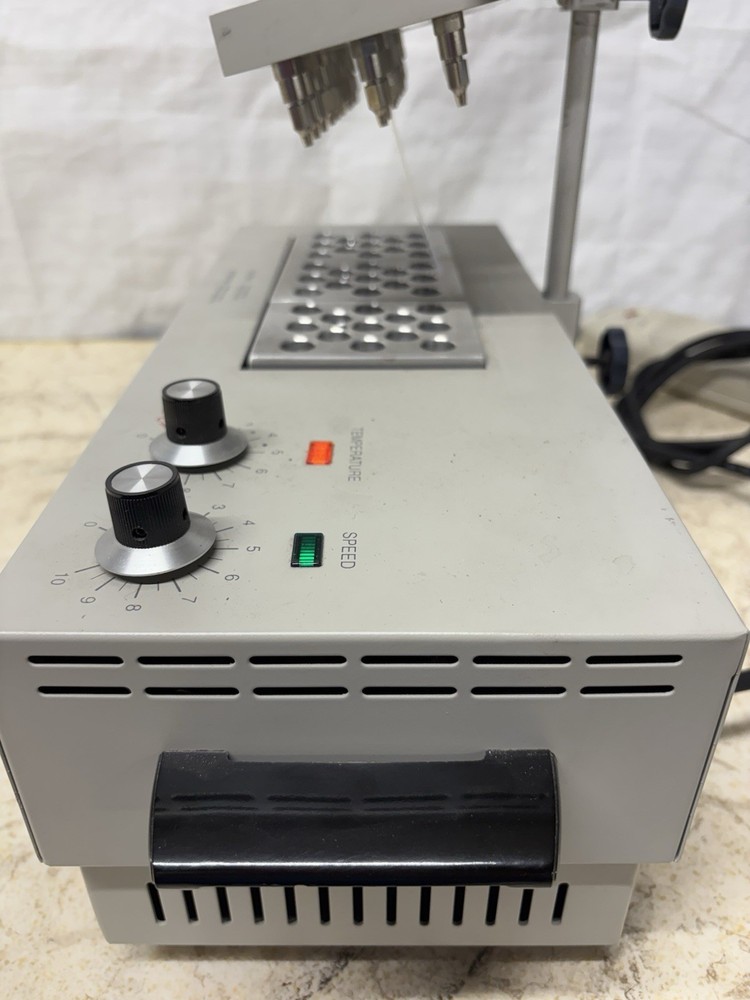 Pierce Reacti-Vap lll model 18935 Heating Stirring Module