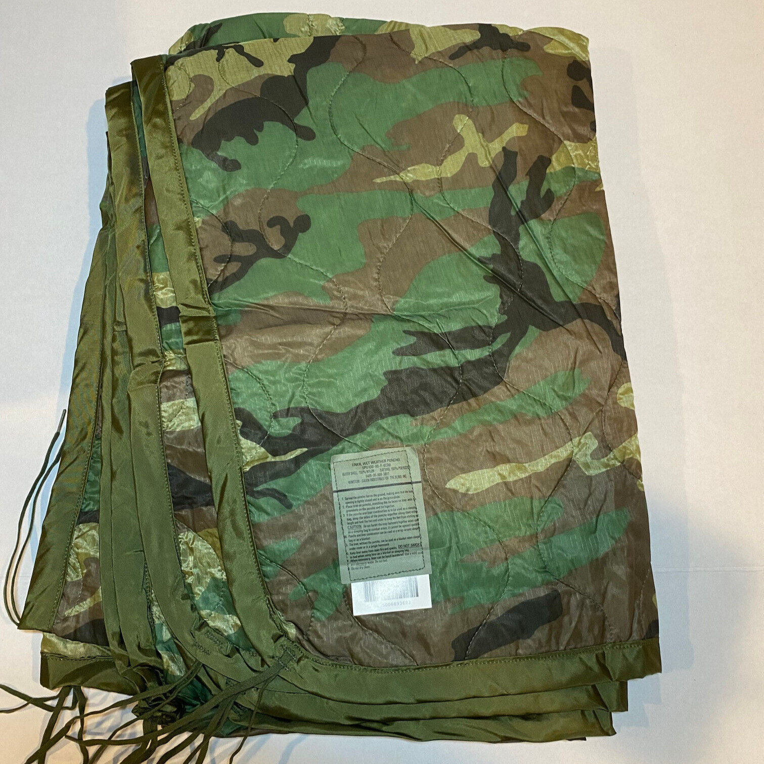 Genuine US Military Surplus USGI M81 Woodland Camo Poncho Liner Woobie Blanket