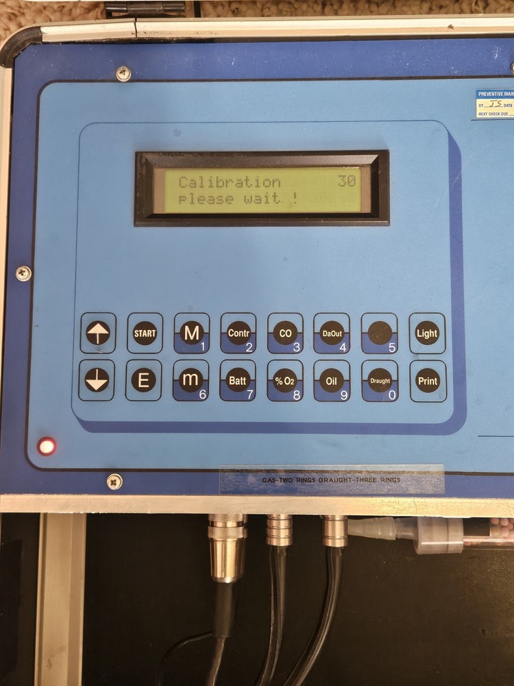 ECOM-AC PLUS PORTABLE INDUSTRIAL EMISSIONS ANALYZER RBR-ECOM