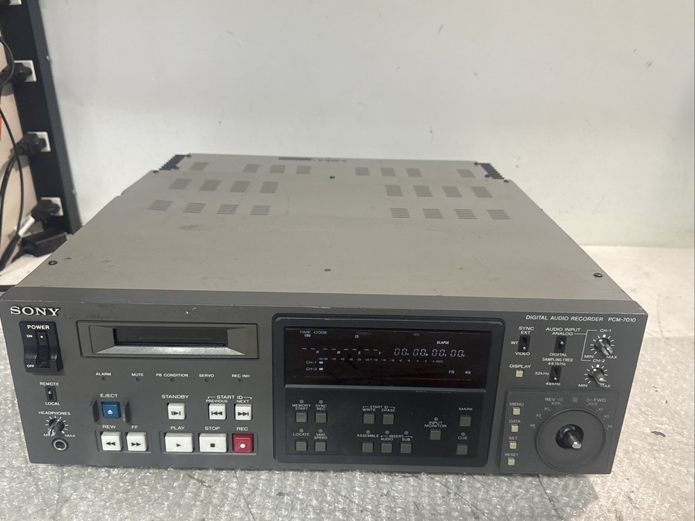 Sony PCM-7010 Digital Audio Recorder
