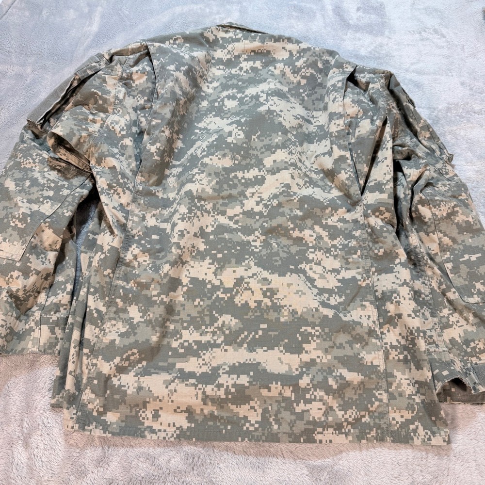 US Army Combat Uniform ACU Zip Jacket Medium Regular Digital Camo SPM100