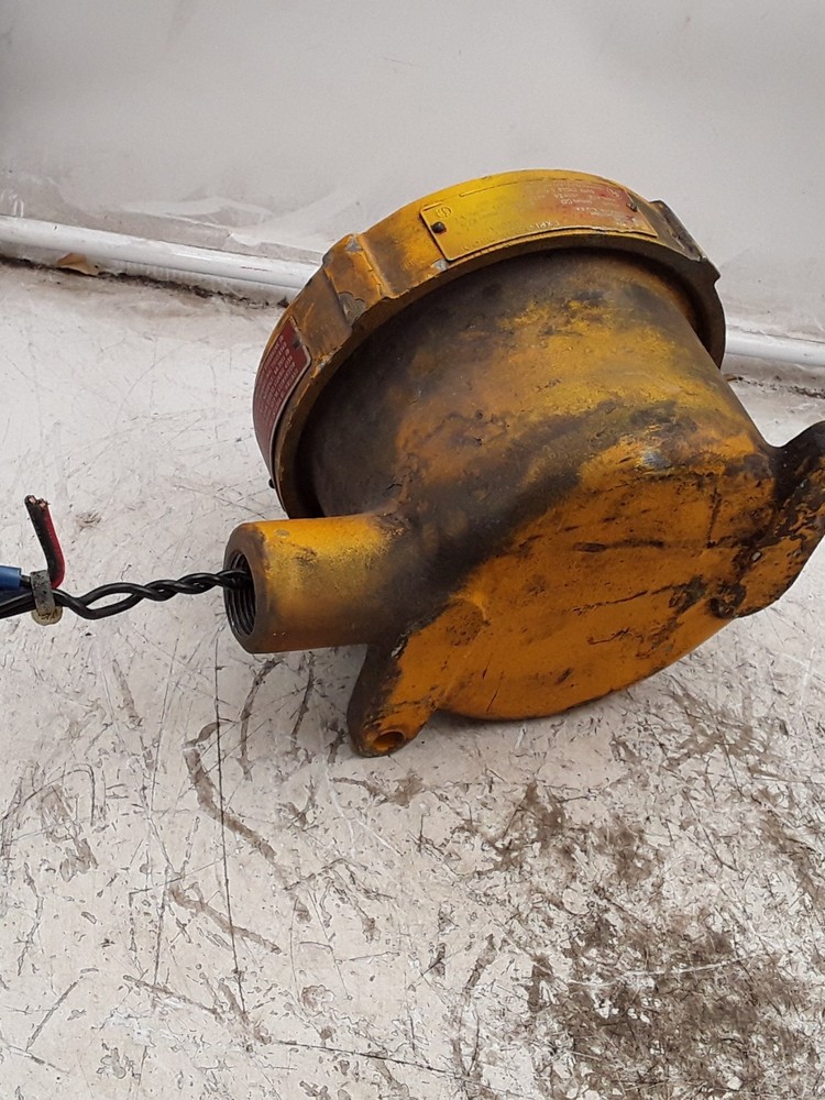Federal Signal Explosion Proof Horn