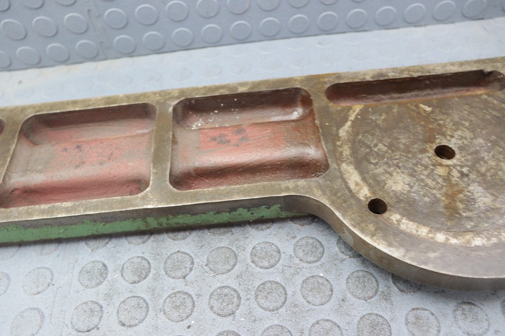 CINCINNATI No.2 TOOL & CUTTER GRINDER TABLE
