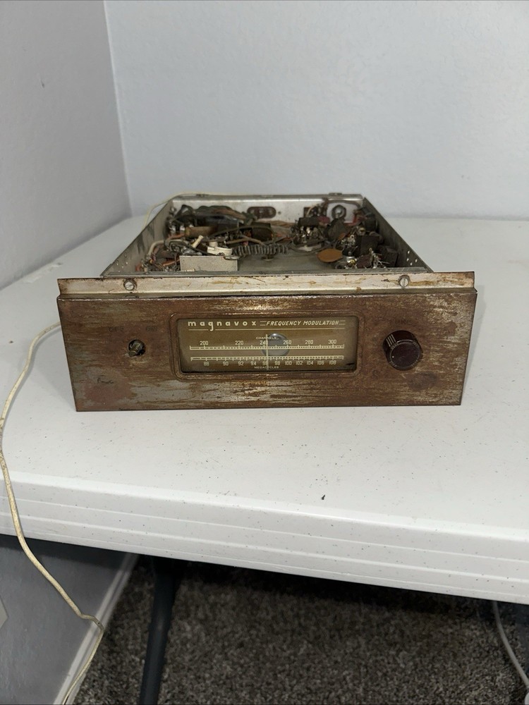 Vintage Magnavox Frequency Modulation- Untested / For Parts