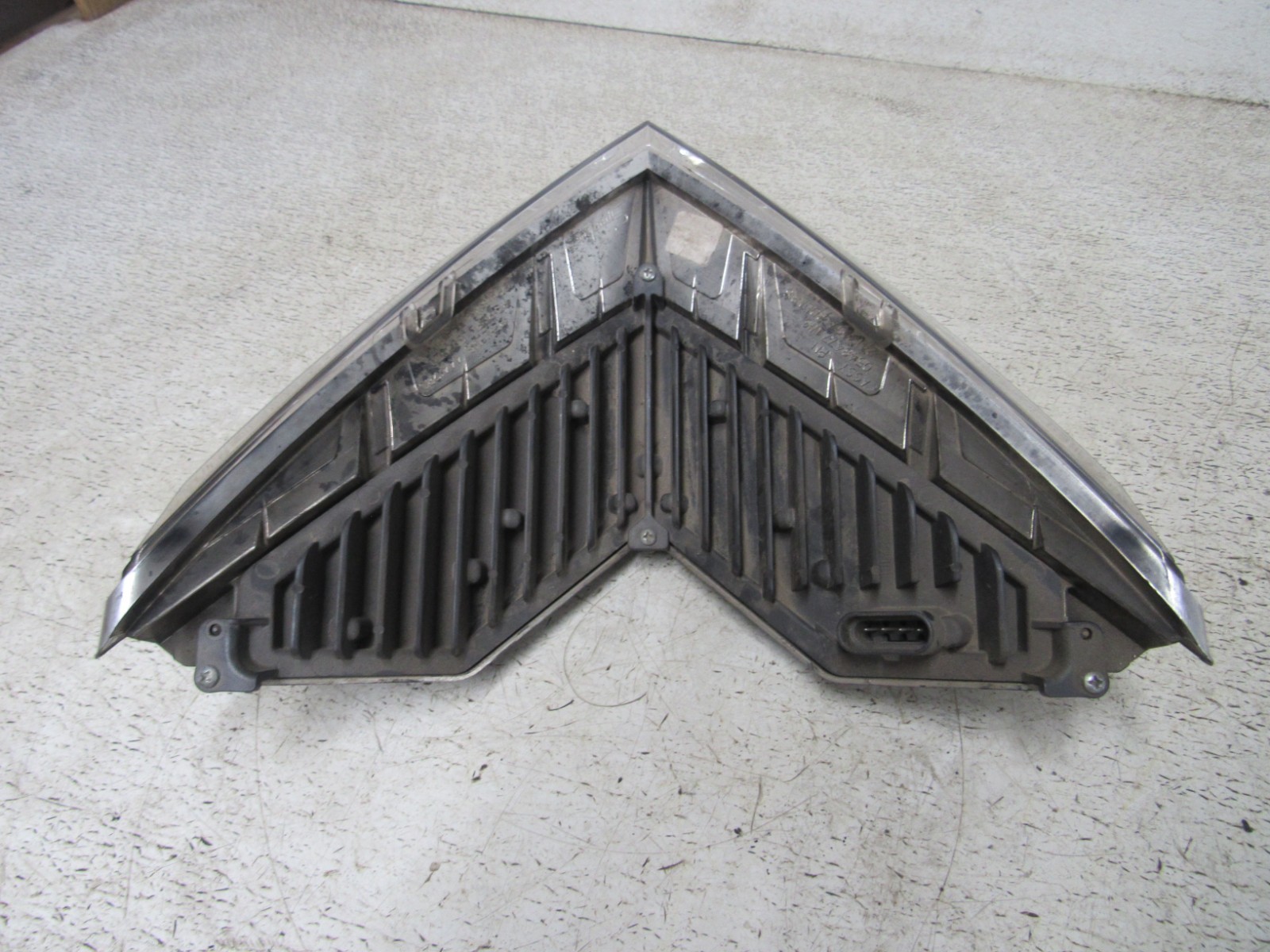 18 POLARIS RMK PRO 800 AXYS HEADLIGHT HEAD LIGHT LAMP FRONT LENS STOCK OEM #6893