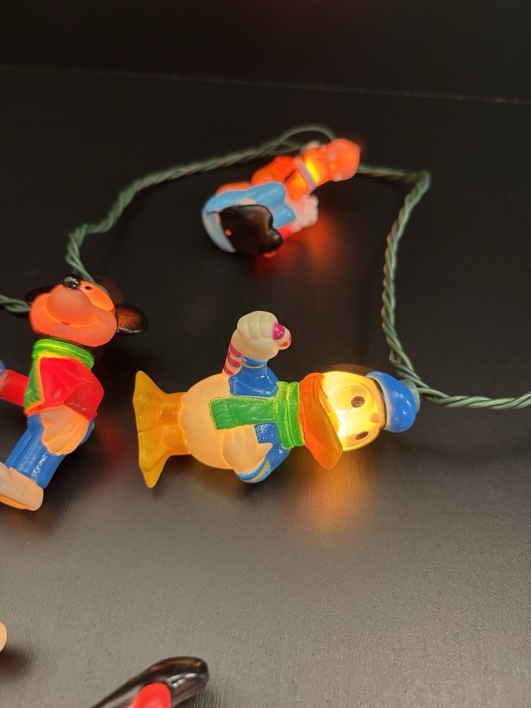 Disney Mickey Mouse & Friends 10 Christmas Tree String Lights