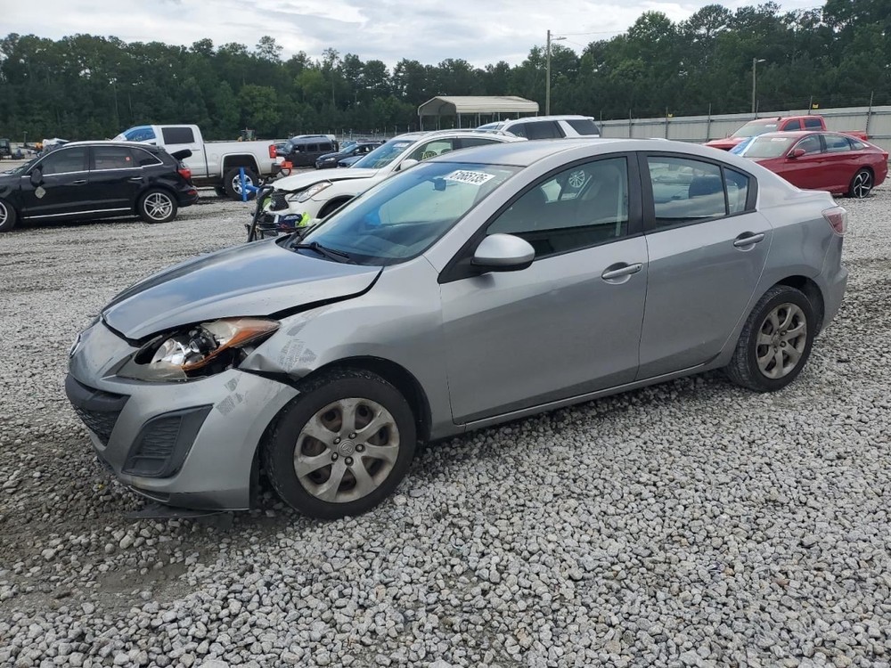 3         2011 Fuse Box Engine 4720804