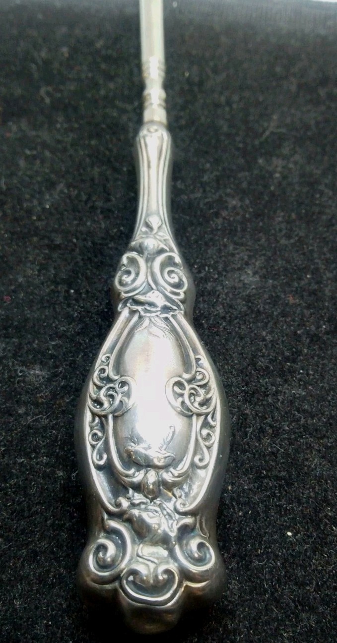 Antique Sterling Silver 7" Button Hook/Lace Puller Floral Design Art Nouveau