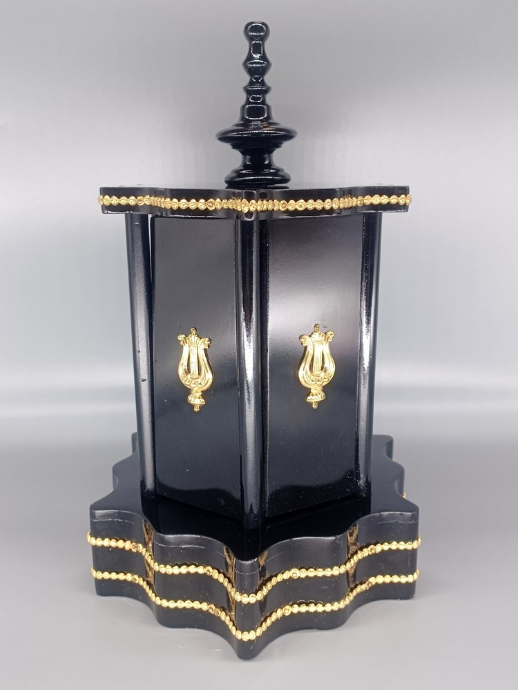 cigarette case