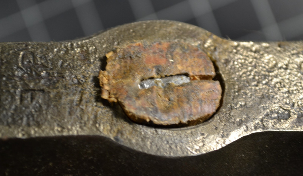 BLACKSMITH ROUNDING FORGING HAMMER - BLACKSMITH MADE - 2 1/2# - UNUSED