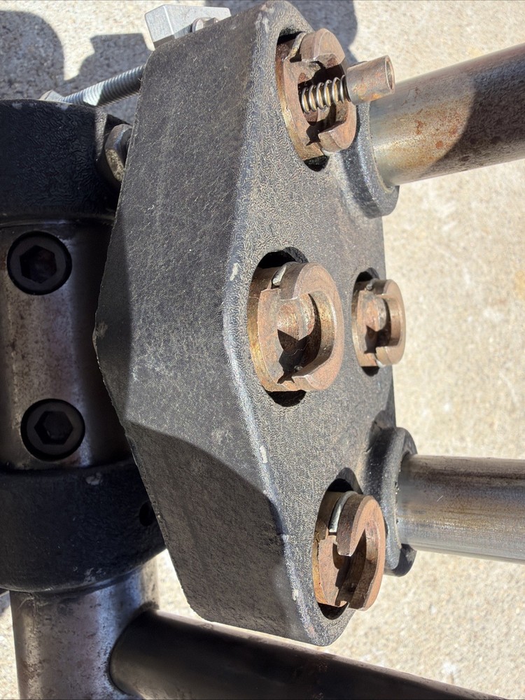 CH RELOADING PRESS - MODEL NO 444 C&H