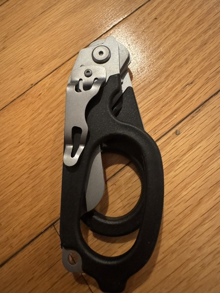 Raptor STYLE Tactical Multi Tool Rescue Shears Black