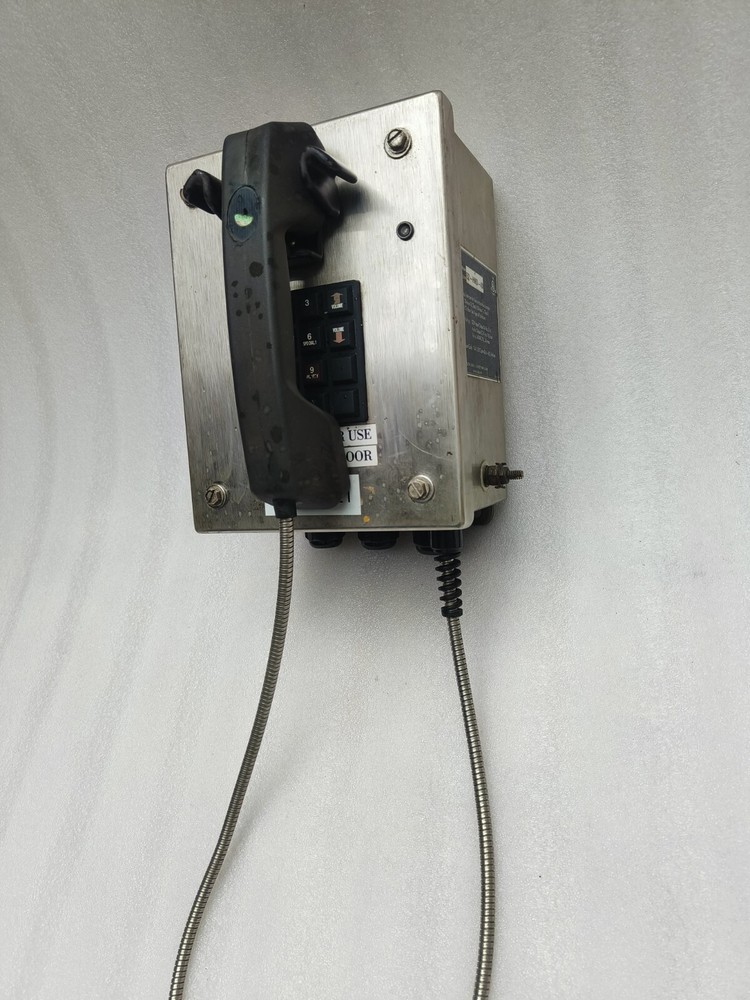 FEDRAL SIGNAL ECHO E2-HND-4X Class I , DIVISION 2 Digital Intercom Station