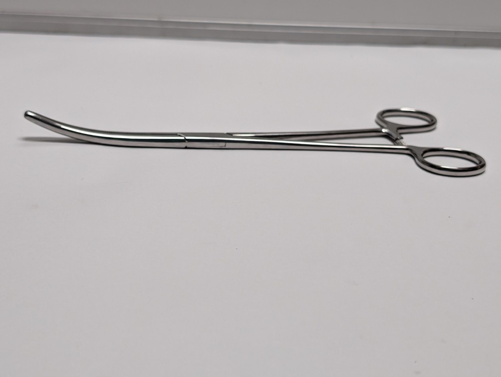 4 pcs. Assorted Forceps JARIT 105-196 CODMAN 32-4121 (USED).
