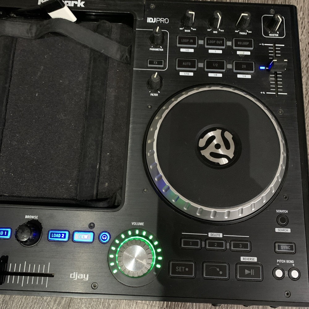 Numark iDJ Pro premium DJ controller for iPad