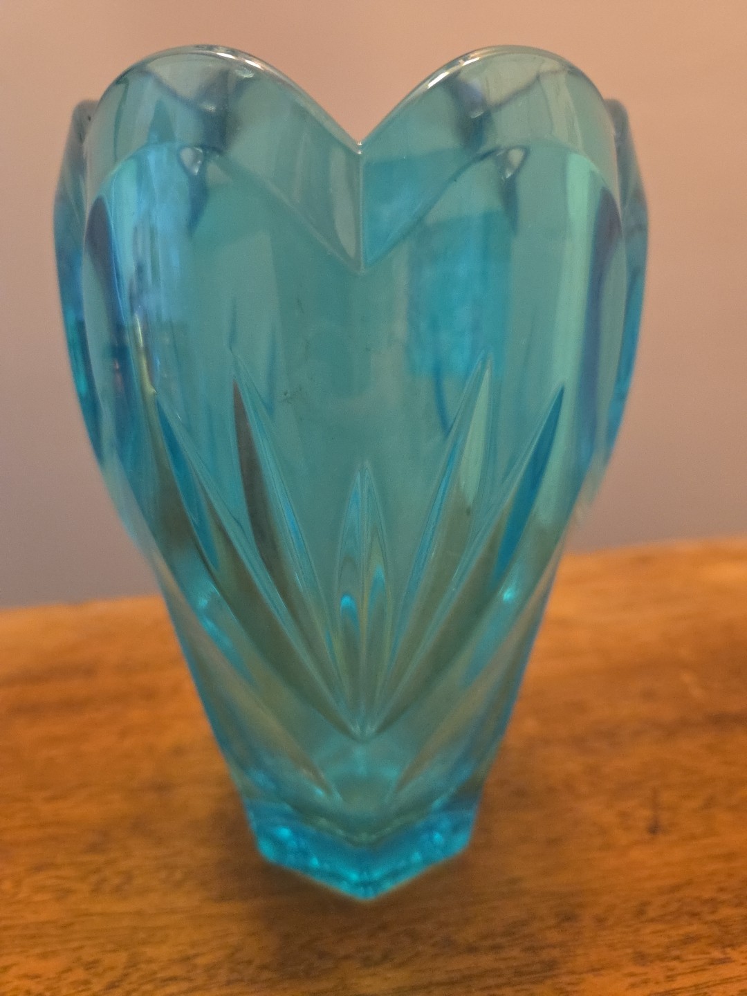 Waterford Crystal Sweet Memories 6.5 In Turquoise Marquis Scalloped Edges Hearts