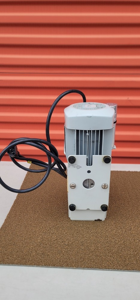 Edwards E2M1.5 Rotary Vane Vacuum Pump