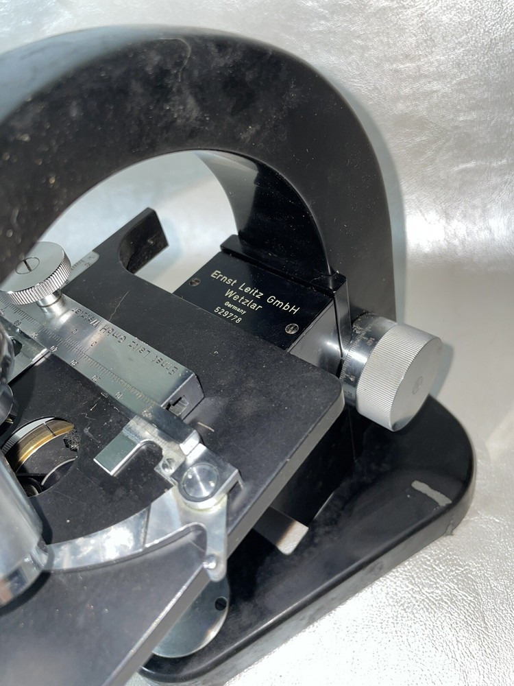 ernst leitz gmbh wetzlar germany 529778 microscope With Case