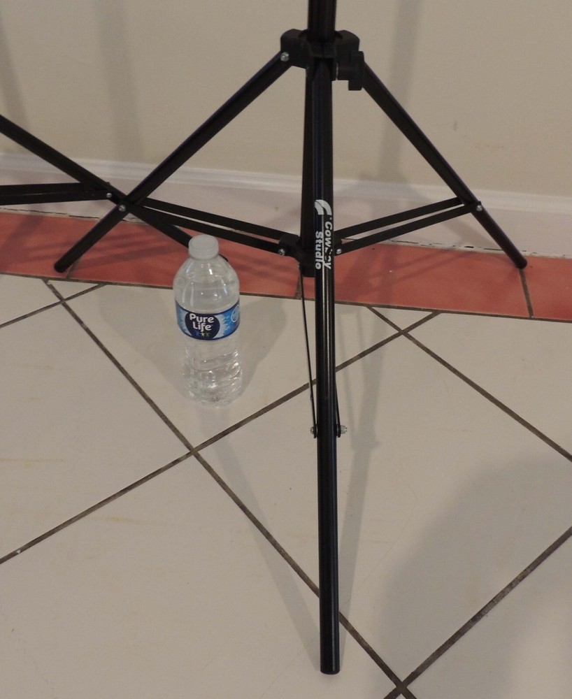 2x Cowboy Studio tripods for Softbox, etc. 82" approx max height