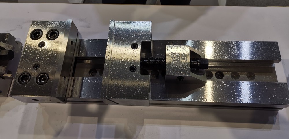 Precision CNC Milling Machine Modular Vise Jaw for round Workpiece