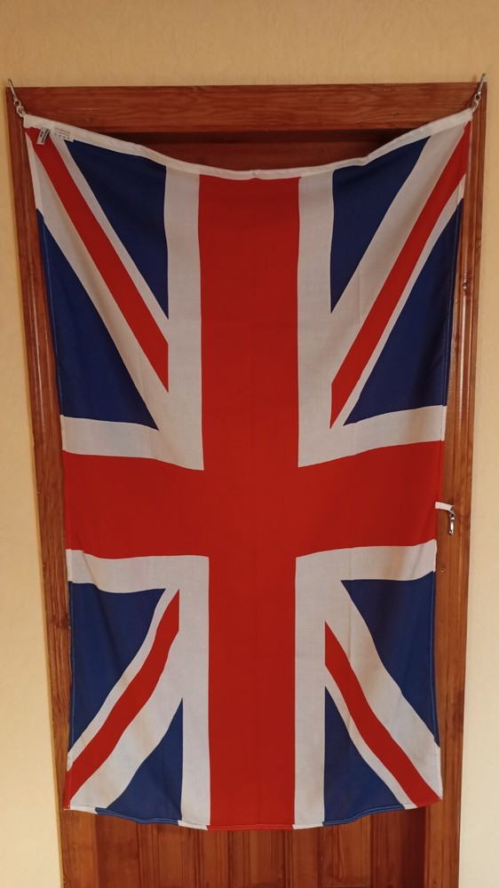 Large Big British flag with hooks. 154x92 cm.