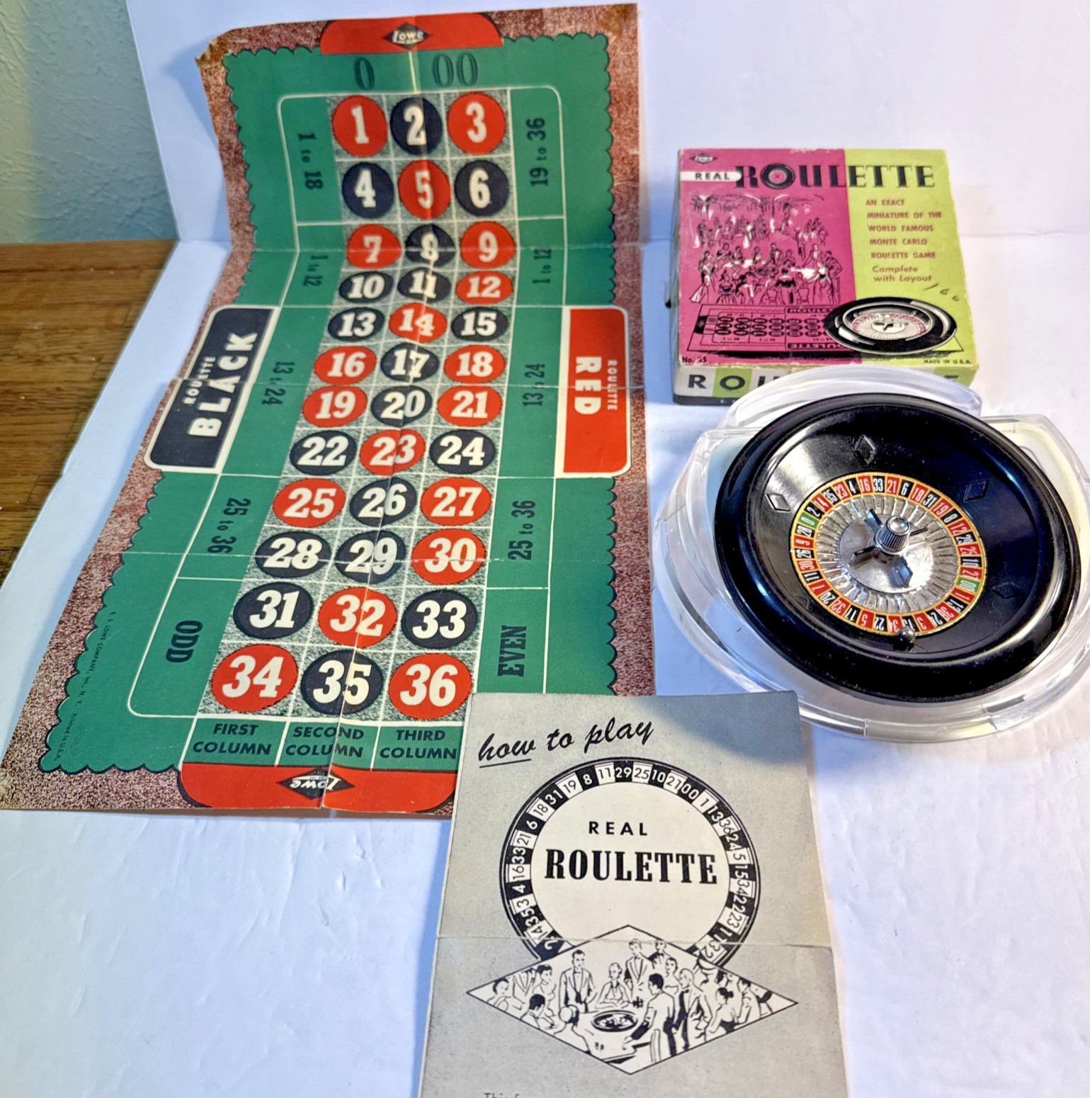 VINTAGE -  E.S. Lowe Real Roulette Game in Original Packaging - 7 DAY SALE