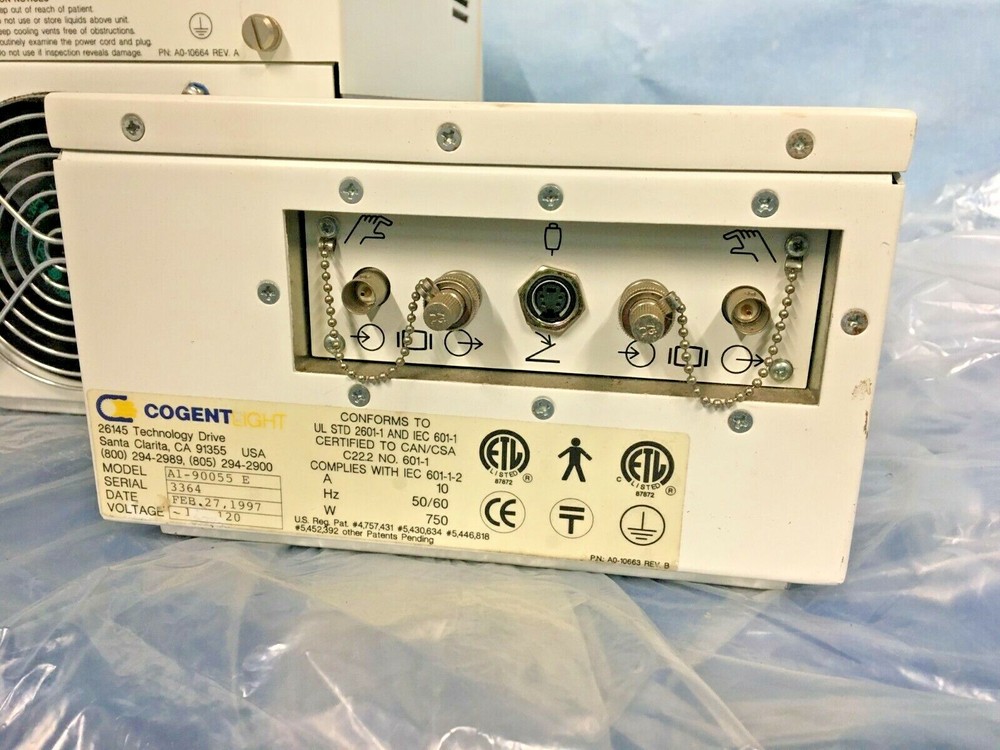 Cogent Light XL Illuminator A1-90055 E, Surgical Light Source.