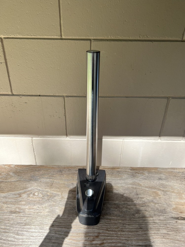 Federal Model 2400 Indicator Stand 18"