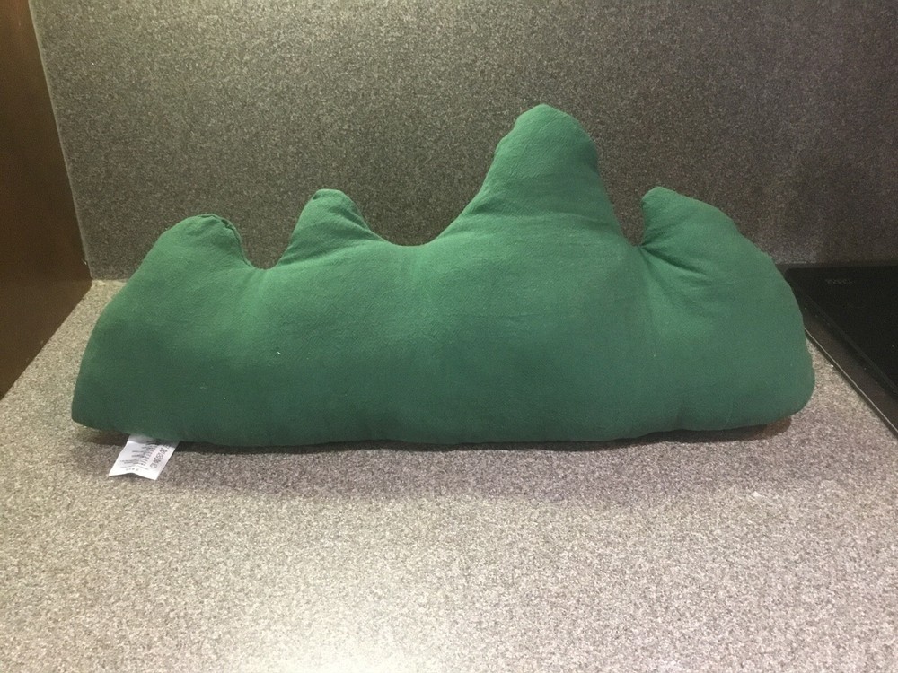 Muma Muing Cloud And Mountain Decorative And Posing Pillows Two Units