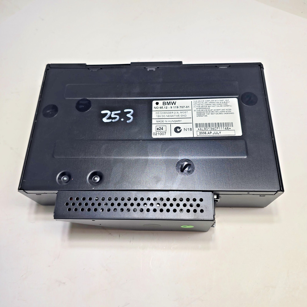 BMW E81 E82 E87 E88 E90 E91 E92 E93 6 DISC CD CHANGER NO MAGAZINE 9119707-01 OEM
