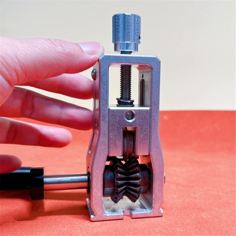 Wire Adjustable Height Wire Stripping Tool for Efficient Wire Peeling