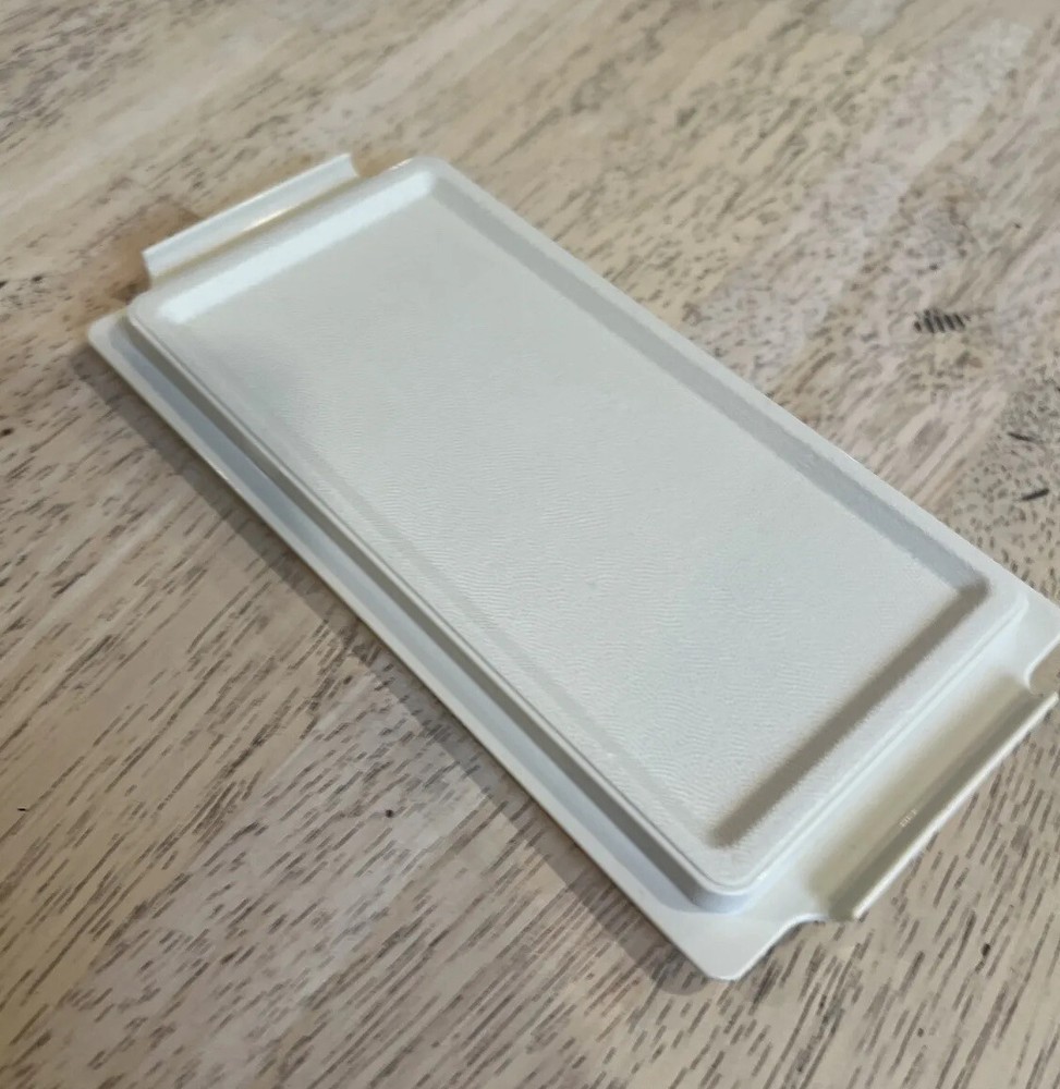 Tupperware #639-10 Vintage Bottom Part Only.