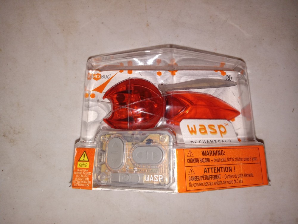 Hexbug Micro Robotic Creatures Wasp Mechanicals Red R/C Remote Controlled New!