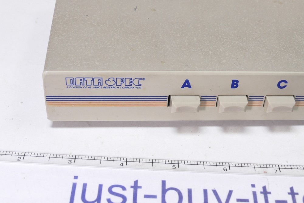 Data Spec 4 position - 9-pin Video In/Video Out Switcher