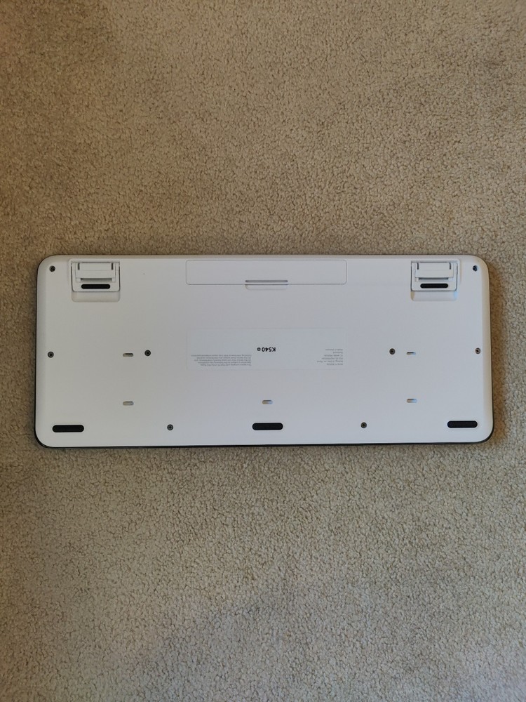 Logitech MK540 Advanced Wireless Keyboard and Mouse Combo