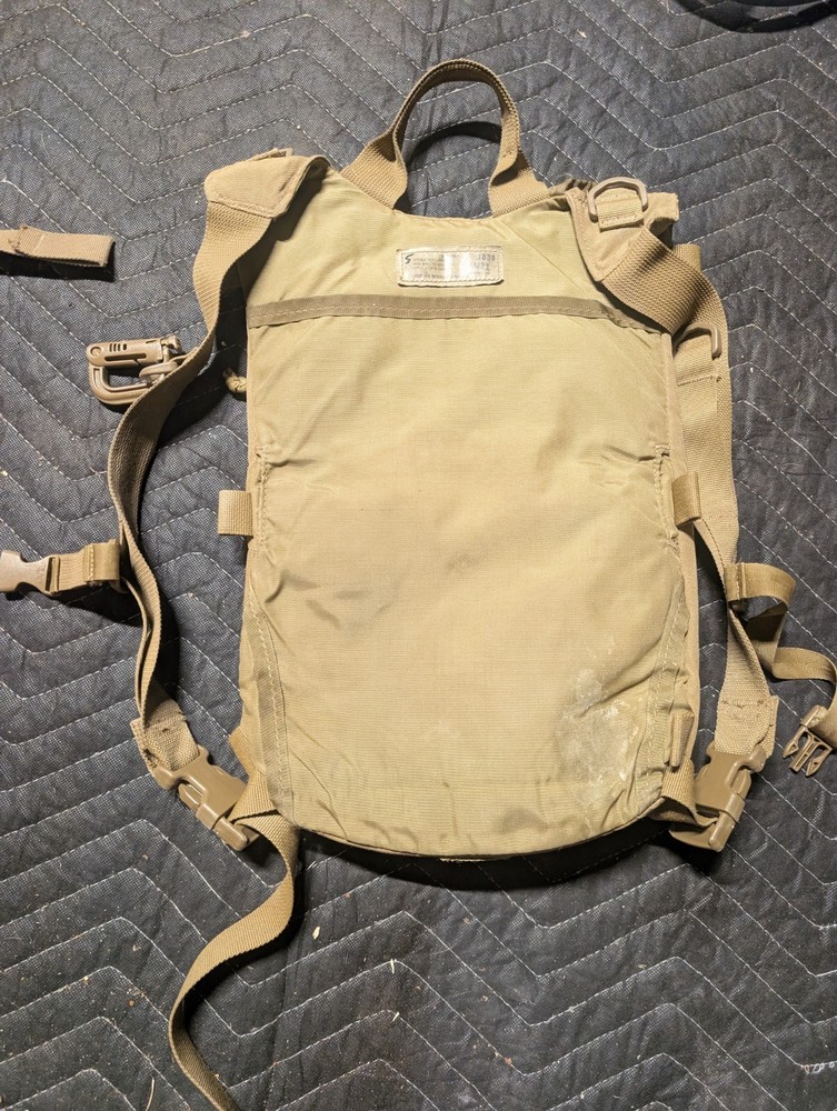 USMC Hydration carrier CamelBak NO BLADDER